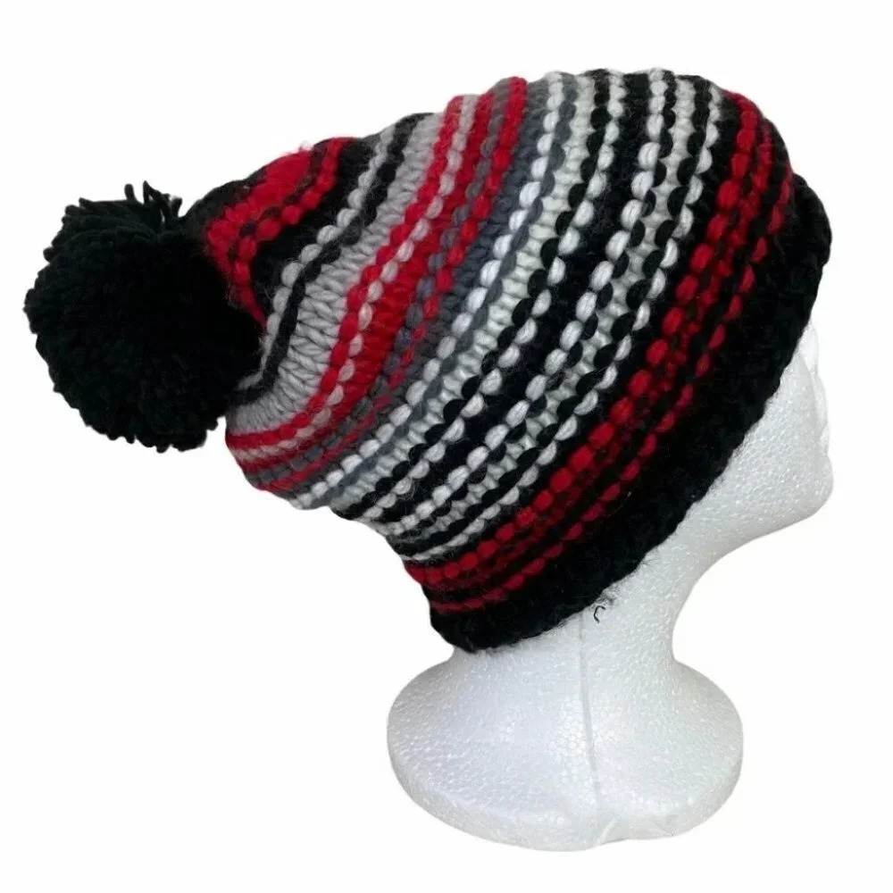 Madden Girl OS black red gray white knit pom Pom‎